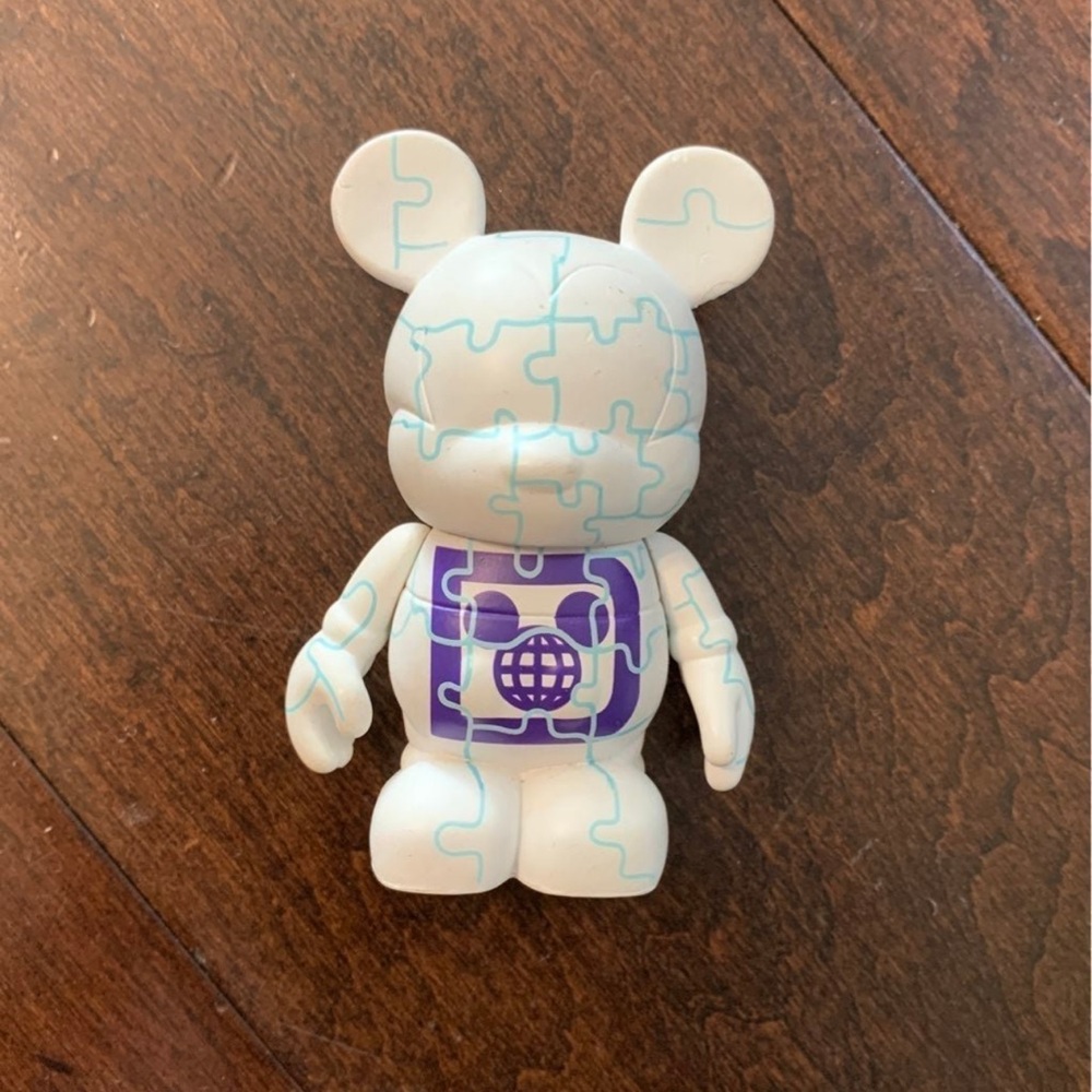 Disney Vinylmation Maria Clapsis Marla Puzzle